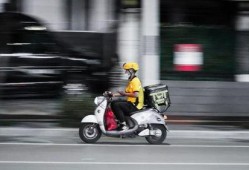 昆明外卖员最新爆料,配送压力山大，安全堪忧